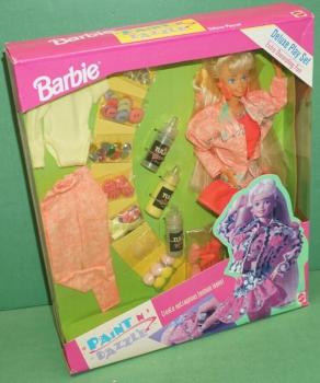 Mattel - Barbie - Paint 'n Dazzle - Deluxe Play Set - Poupée